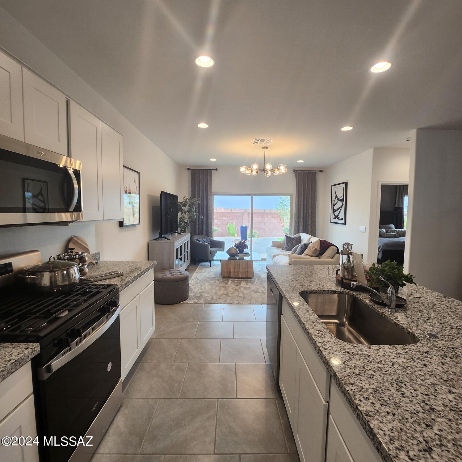 12569 West Barnett Road Marana, AZ 85653 - Photo 15 of 41