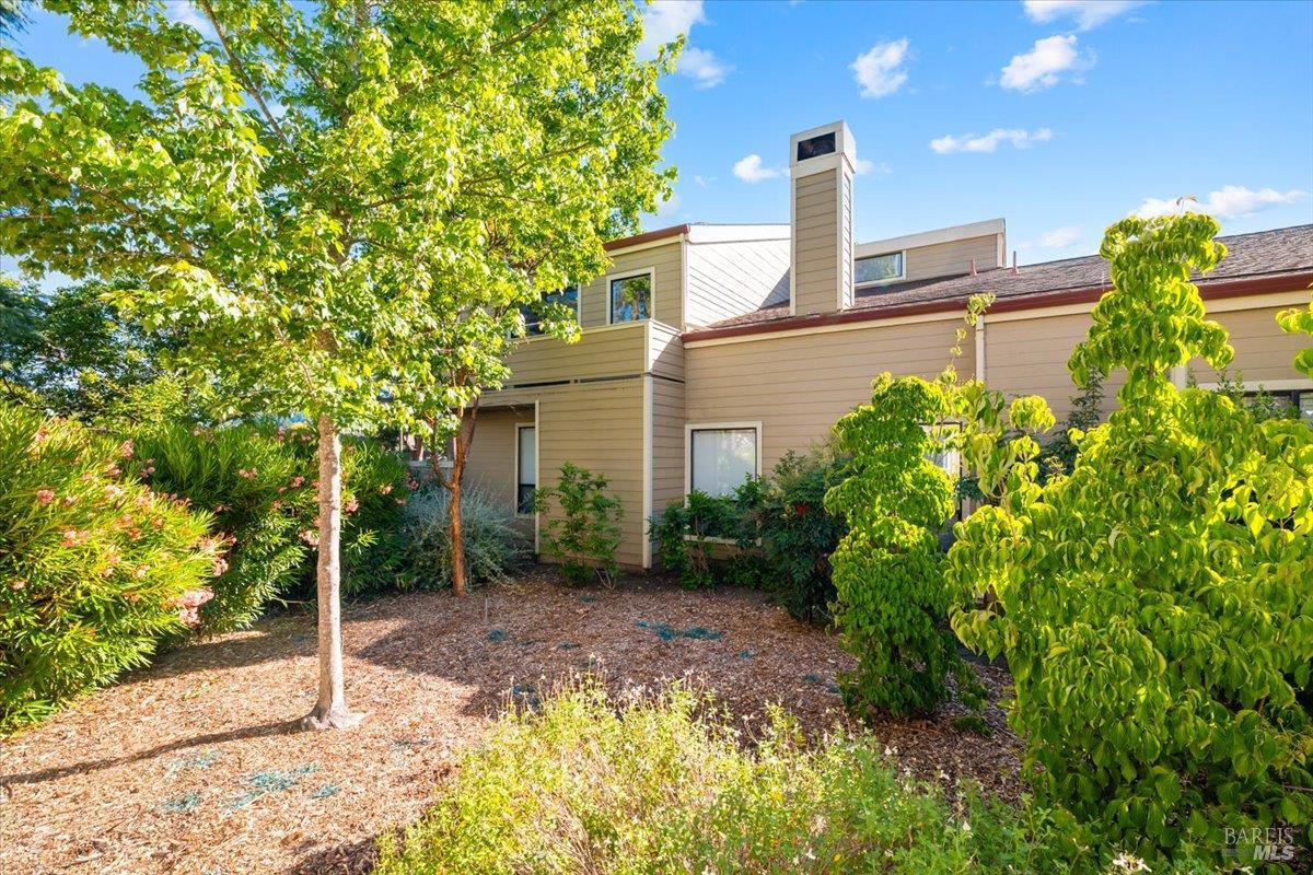 4736 Shade Tree Lane Santa Rosa, CA 95405 - Photo 43 of 46