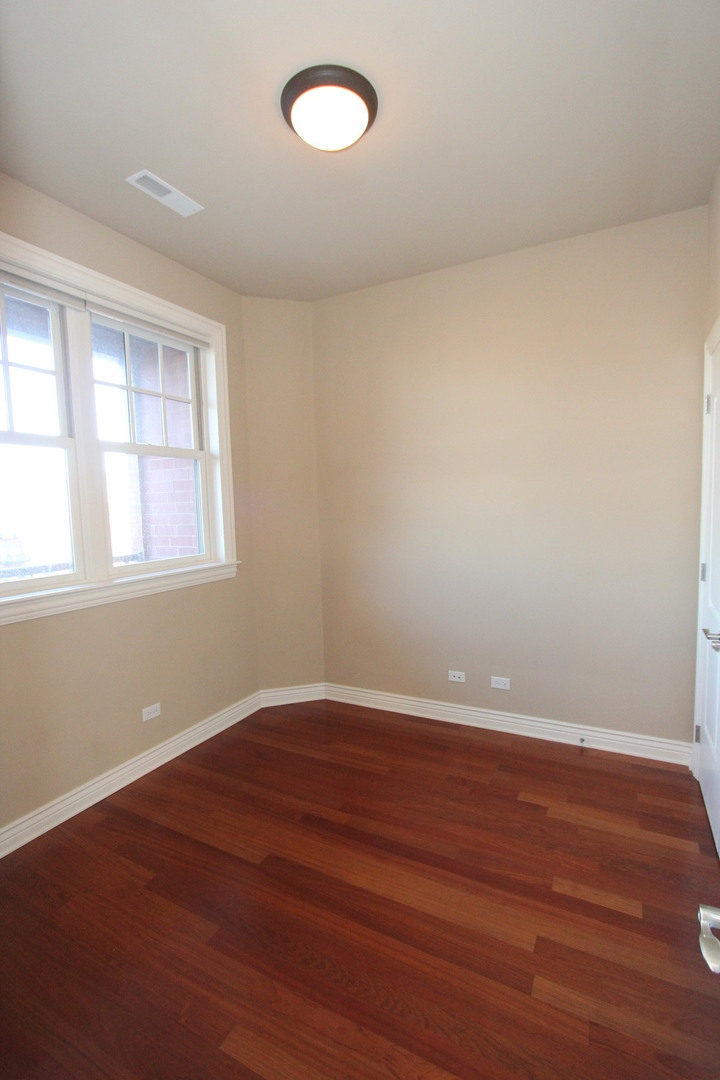 35 South Racine Avenue, Unit 5NW Chicago, IL 60607 - Photo 15 of 25 Gallery Image 15