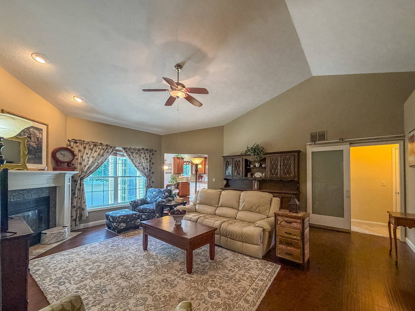 3907 Boulder Ridge Drive Champaign, IL 61822 - Photo 6 of 53