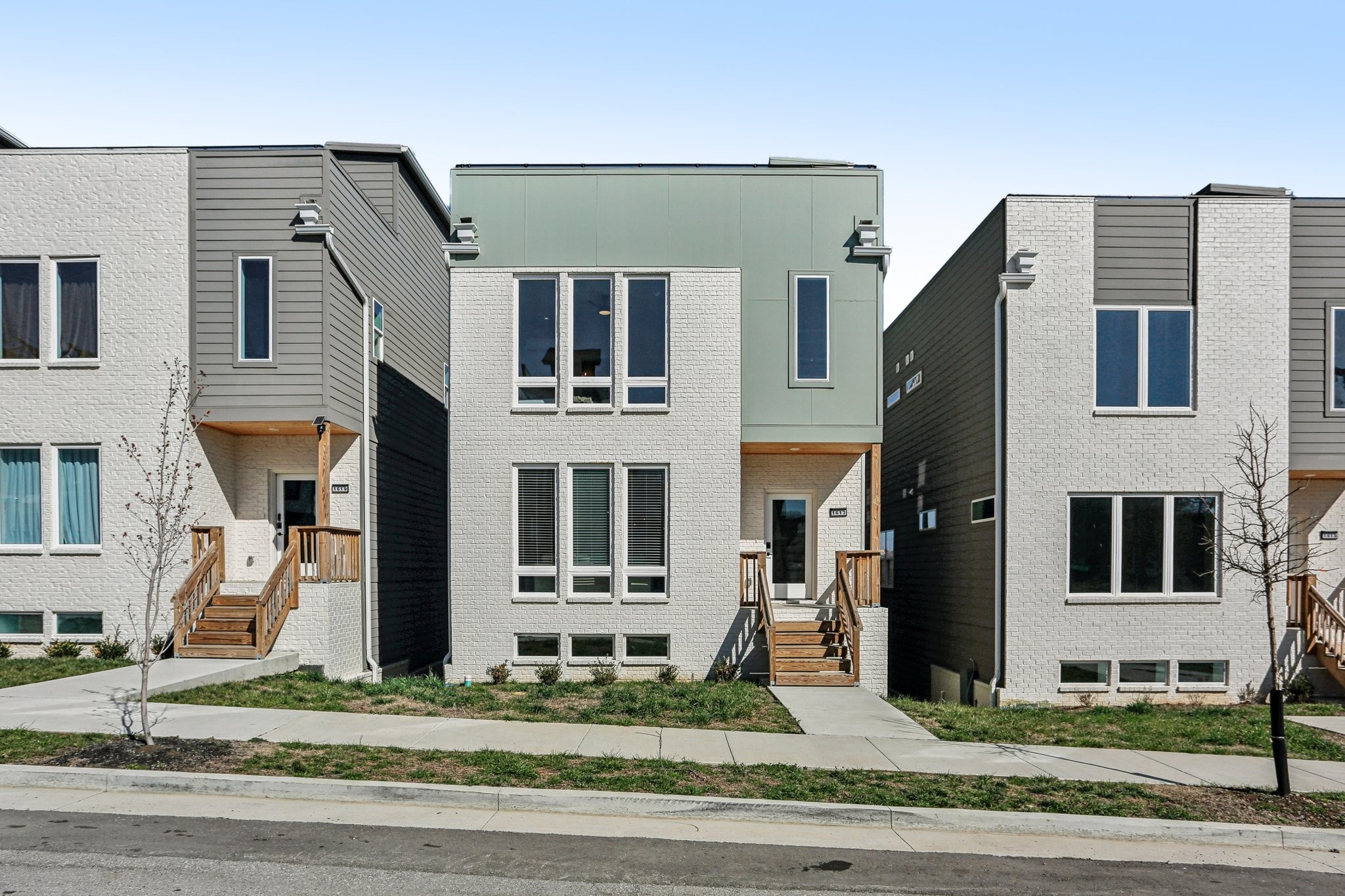 1617 Hampton Street Nashville, TN 37207 - Photo 2 of 50