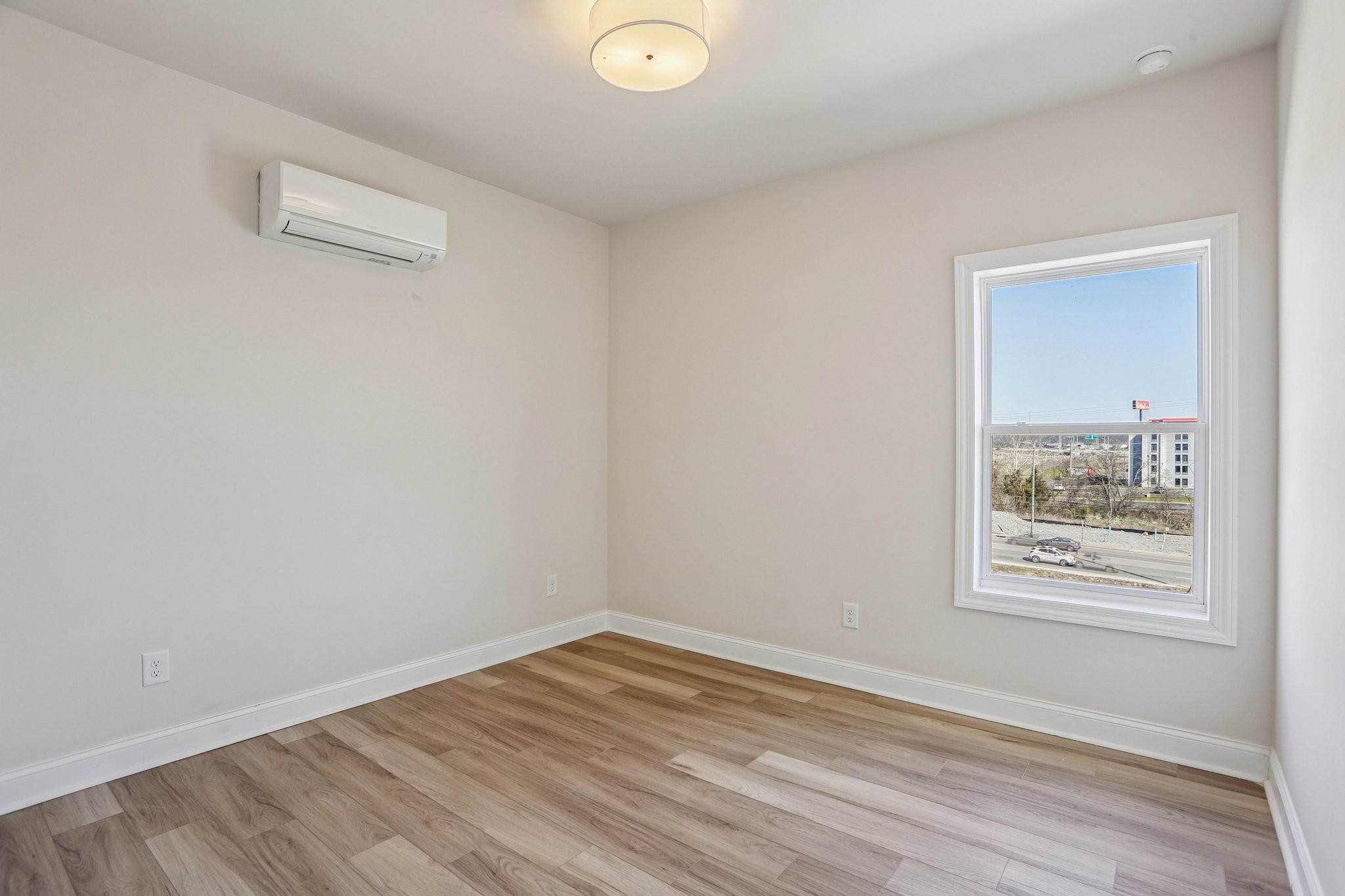 1617 Hampton Street Nashville, TN 37207 - Photo 25 of 50