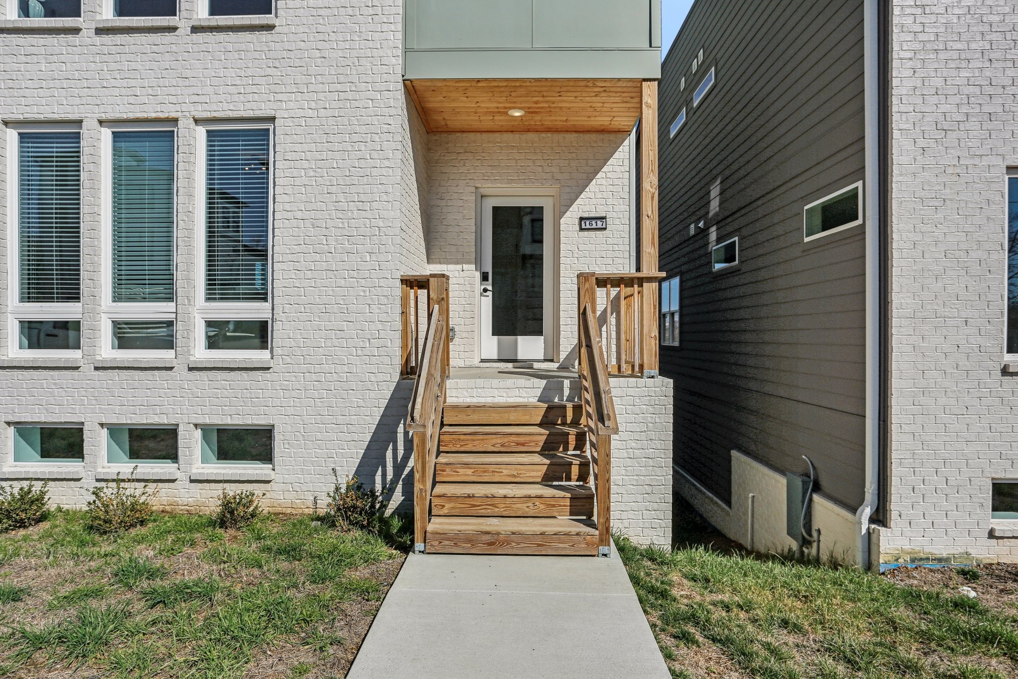 1617 Hampton Street Nashville, TN 37207 - Photo 5 of 50