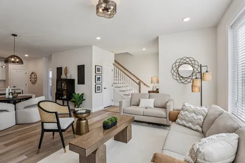 $649,000 | 1617 Hampton Street, Nashville, TN 37207