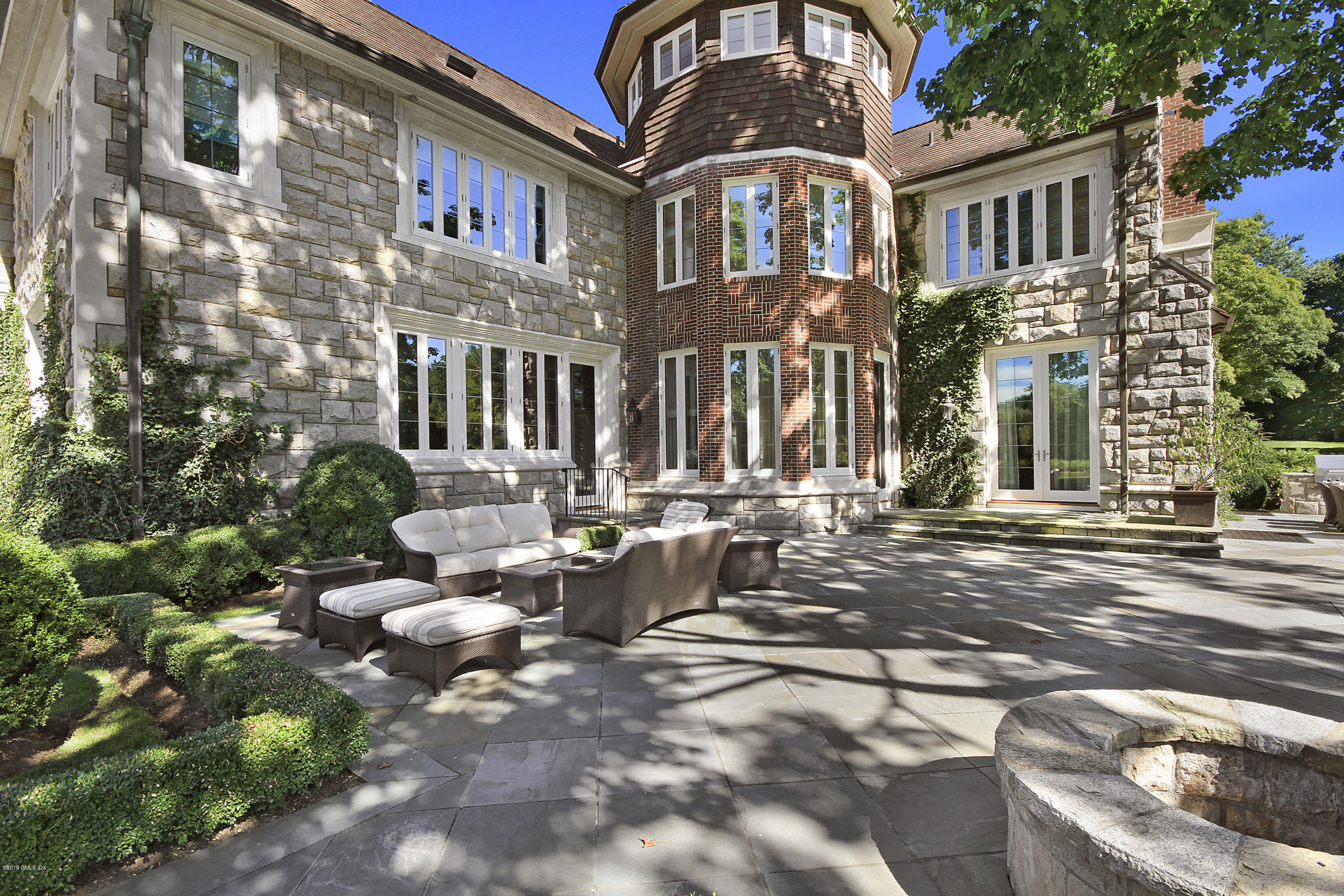 19 Lower Cross Road Greenwich, CT 06831 - Photo 30 of 36 a view of a brick building with many windows