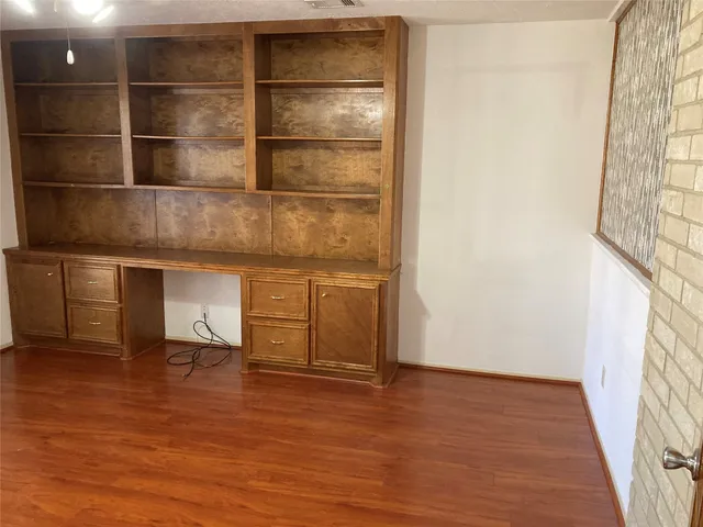 $2,300 | 2906 Green Fields Drive, Sugar Land, TX 77479