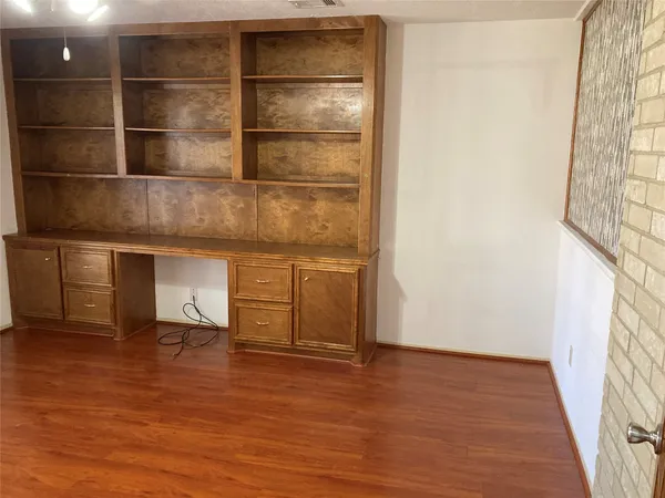 $2,250 | 2906 Green Fields Drive, Sugar Land, TX 77479