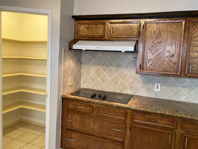 $2,300 | 2906 Green Fields Drive, Sugar Land, TX 77479