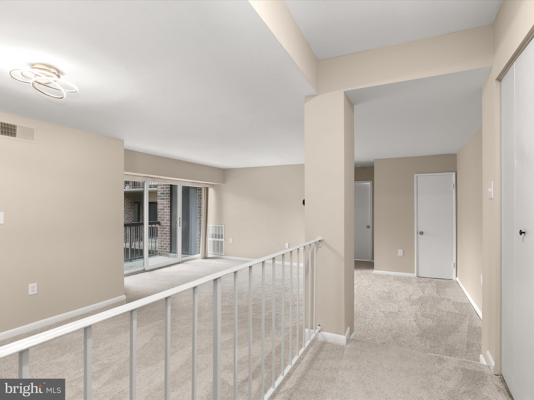 15603 Dorset Road, Unit 103 Laurel, MD 20707 - Photo 8 of 41 Foyer/Entrance