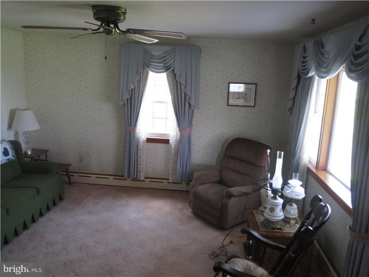 2600 Kutztown Road Pennsburg, PA 18073 - Photo 5 of 16 Gallery Image 5