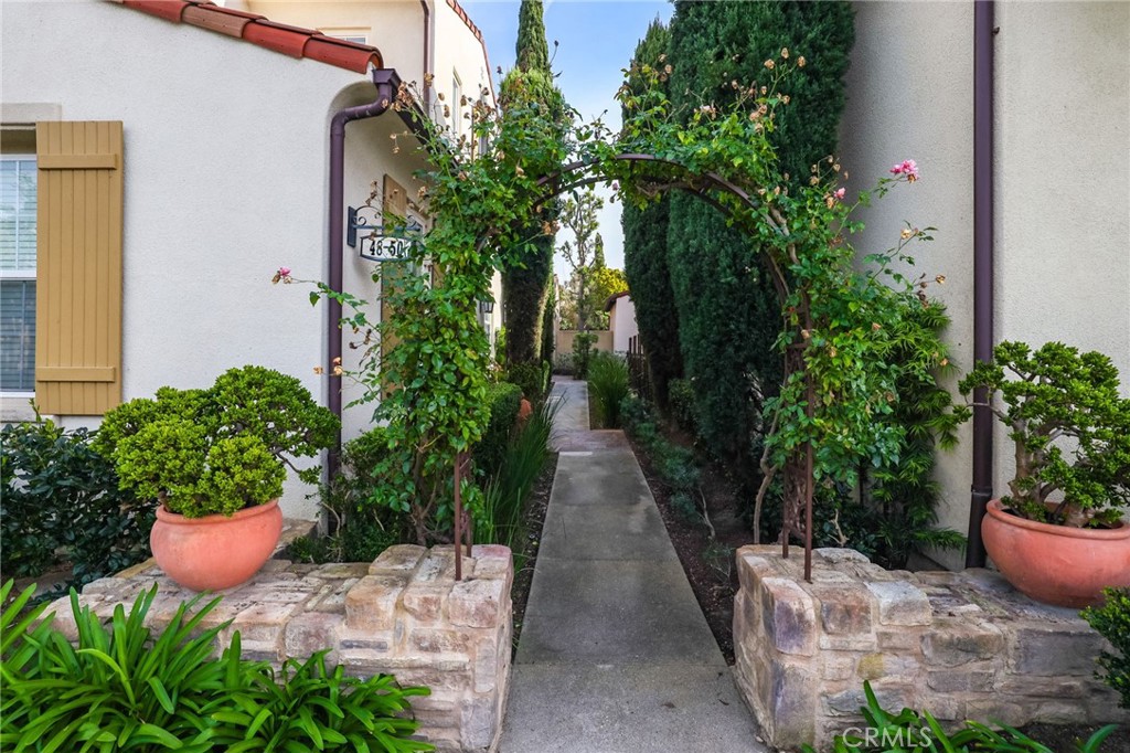 48 Arborside Irvine, CA 92603 - Photo 3 of 37