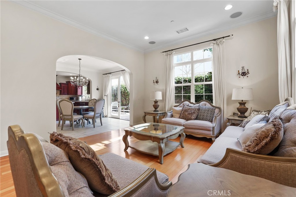 48 Arborside Irvine, CA 92603 - Photo 5 of 37