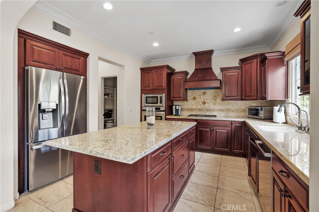 48 Arborside Irvine, CA 92603 - Photo 8 of 37