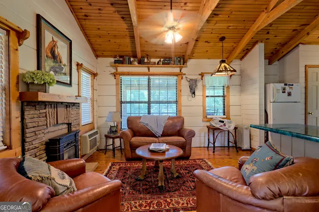 $1,600,000 | 7118 Old 441 South, Lakemont, GA 30552