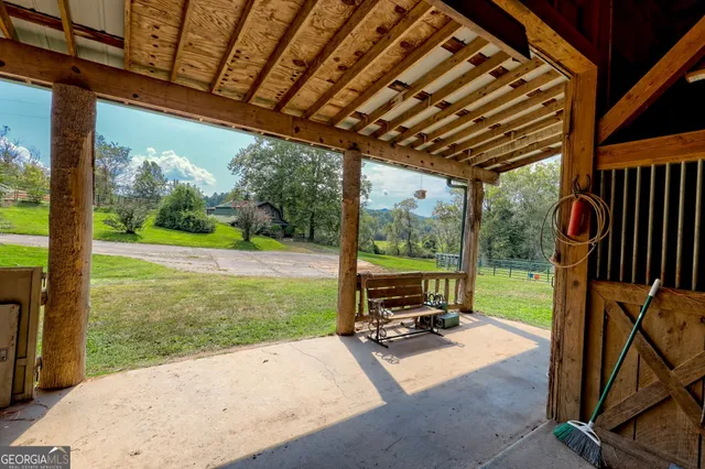 $1,600,000 | 7118 Old 441 South, Lakemont, GA 30552