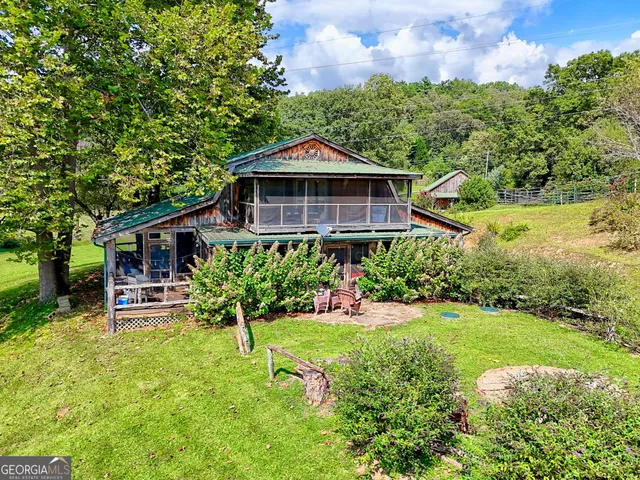 $1,600,000 | 7118 Old 441 South, Lakemont, GA 30552