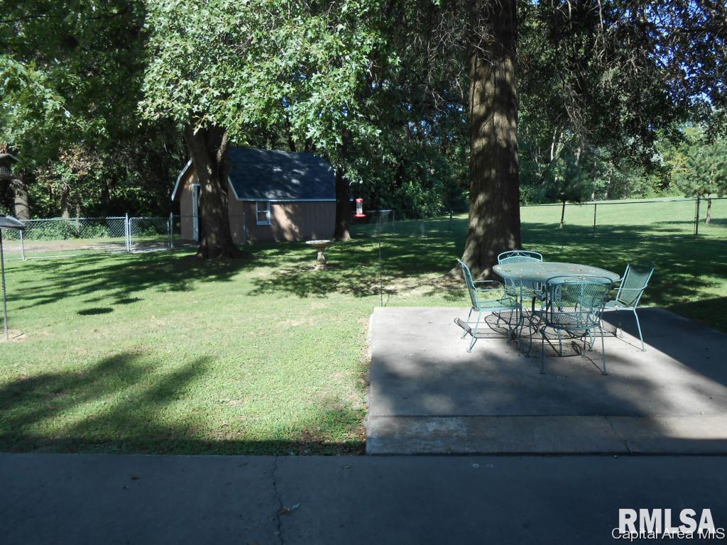 3624 River Road Riverton, IL 62561 - Photo 5 of 21 Gallery Image 5