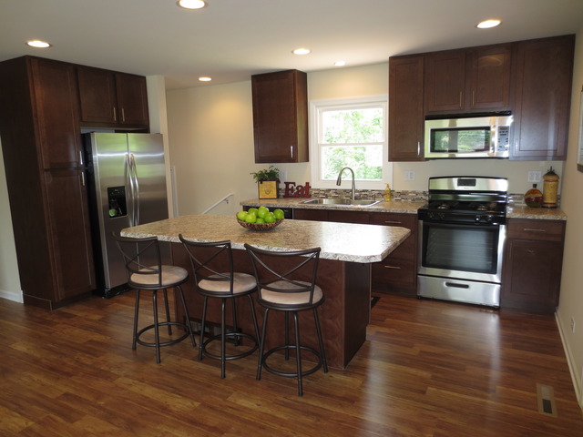 404 Alpine Drive Round Lake, IL 60073 - Photo 5 of 20