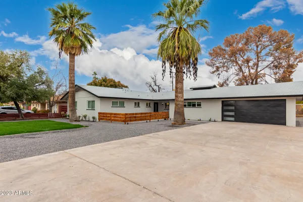 $1,200,000 | 5518 East Thomas Road, Phoenix, AZ 85018