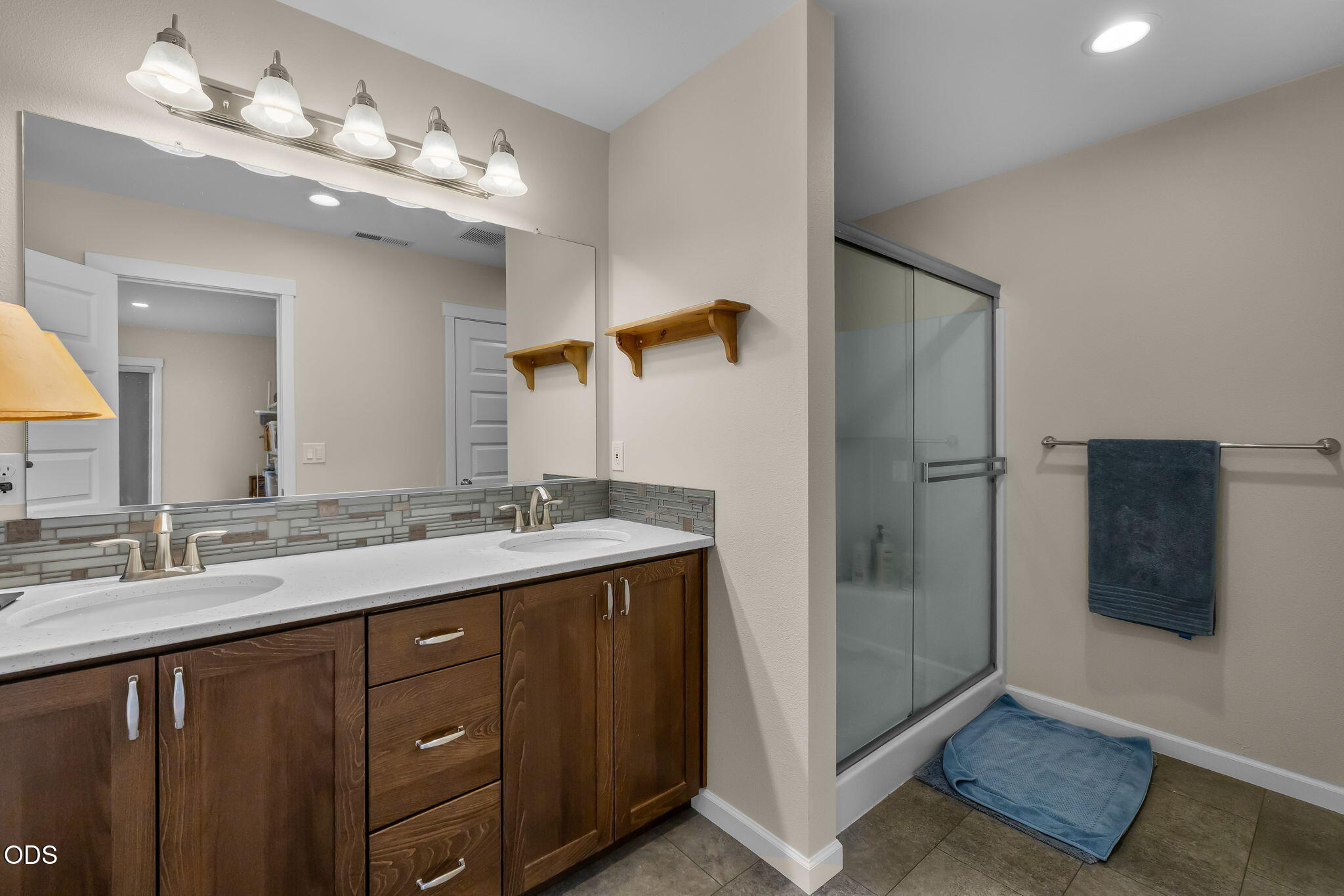 14431 Crossroads Loop Sisters, OR 97759 - Photo 25 of 37