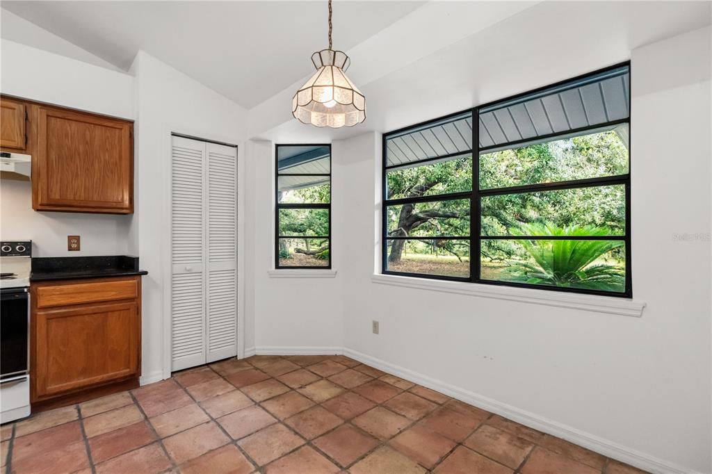16104 Sandhill Road Winter Garden, FL 34787 - Photo 13 of 36