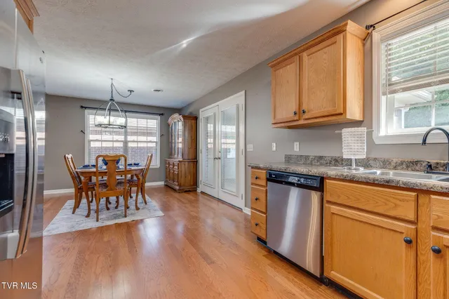 $300,000 | 253 Crockett Drive, Church Hill, TN 37642