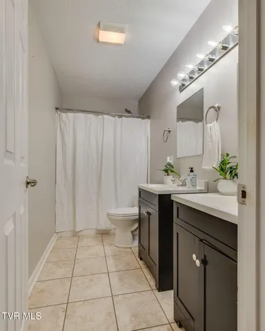 $300,000 | 253 Crockett Drive, Church Hill, TN 37642