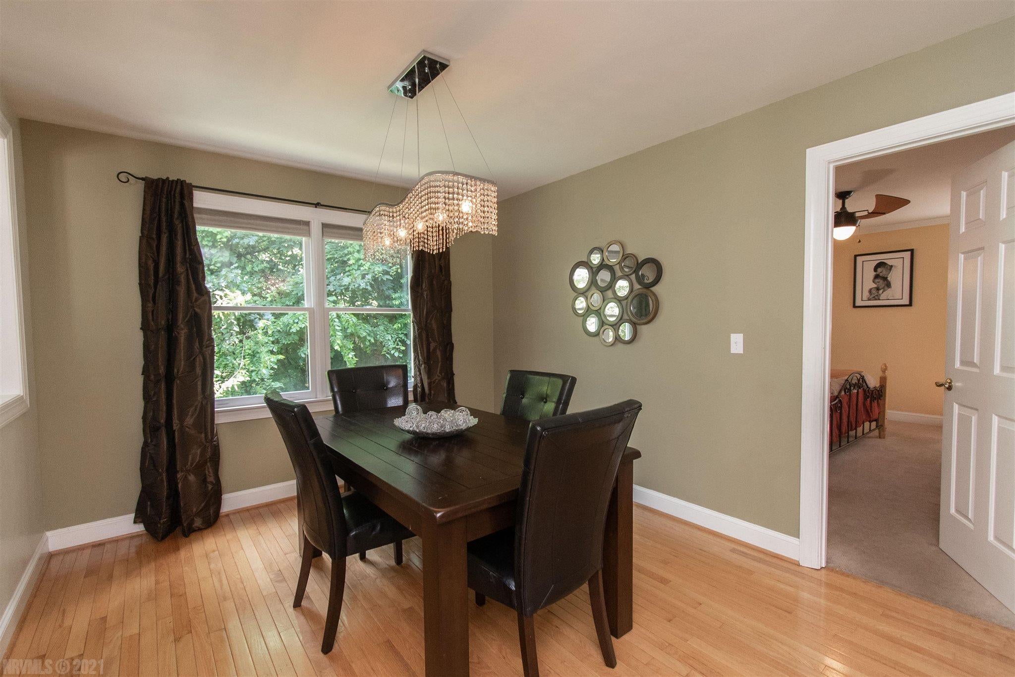 7425 River Bluff Road Radford, VA 24141 - Photo 6 of 51 Gallery Image 6