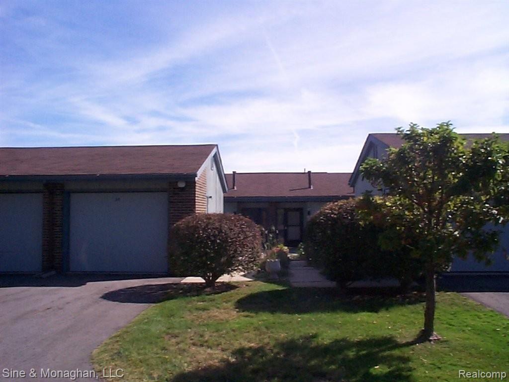 1715 River Road, Unit 24 St. Clair, MI 48079 - Photo 15 of 30 15 BACK BEST 1715 River Rd #24.J