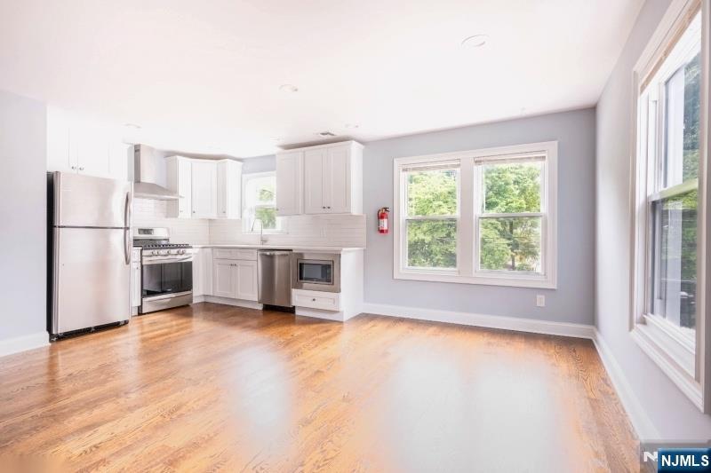 44 Clinton Street Bloomfield, NJ 07003 - Photo 25 of 41 Gallery Image 25