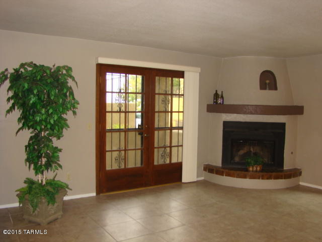 8255 North Oracle Road, Unit 112 Tucson, AZ 85704 - Photo 4 of 36 Gallery Image 4