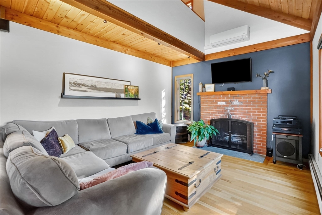 12 Pine Hill Road Easthampton, MA 01027 - Photo 10 of 42 Gallery Image 10