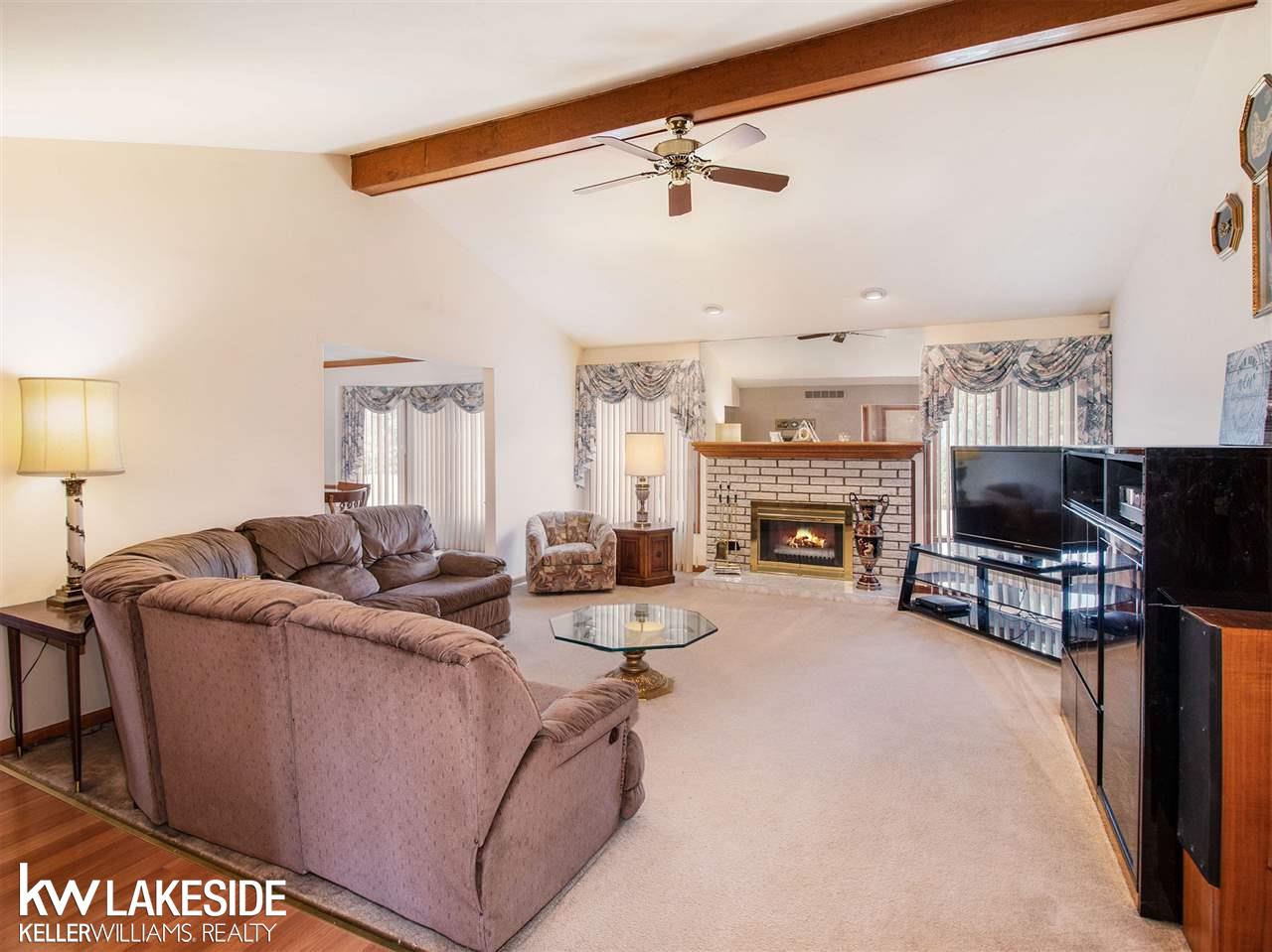 906 Jordan Drive Troy, MI 48098 - Photo 14 of 35 50017104-13.JPG