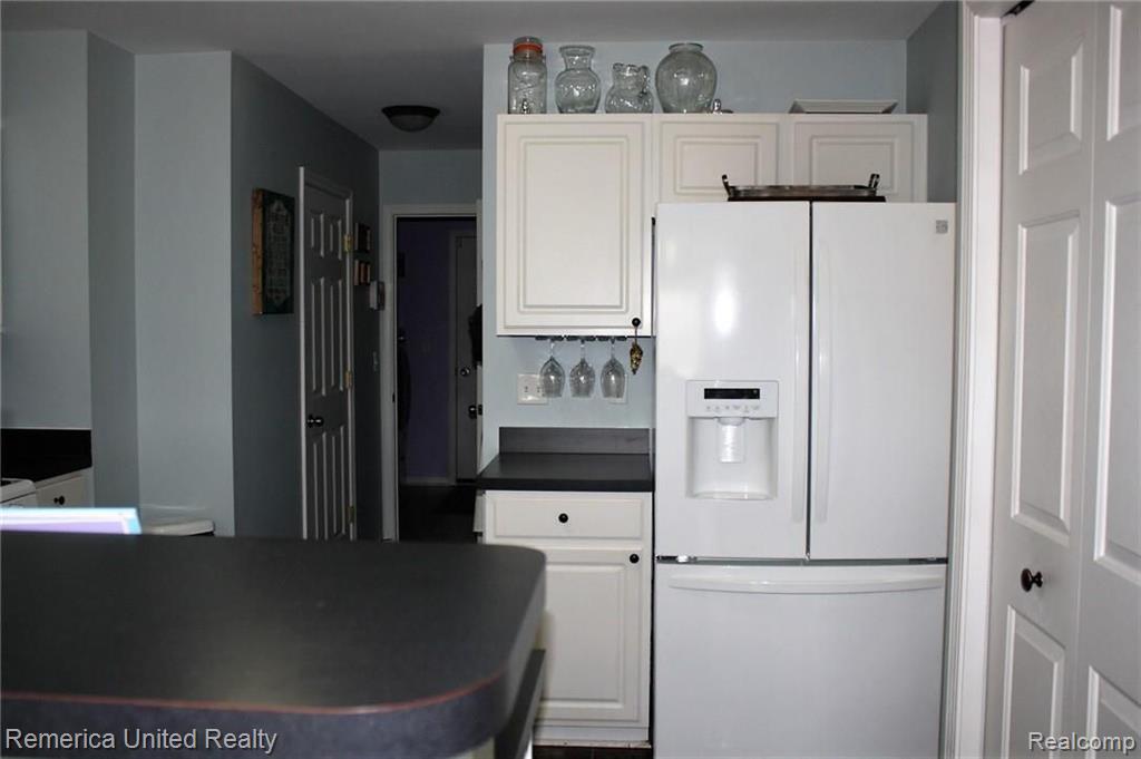 49068 Hawksburry Road, Unit 111 Canton, MI 48188 - Photo 14 of 45