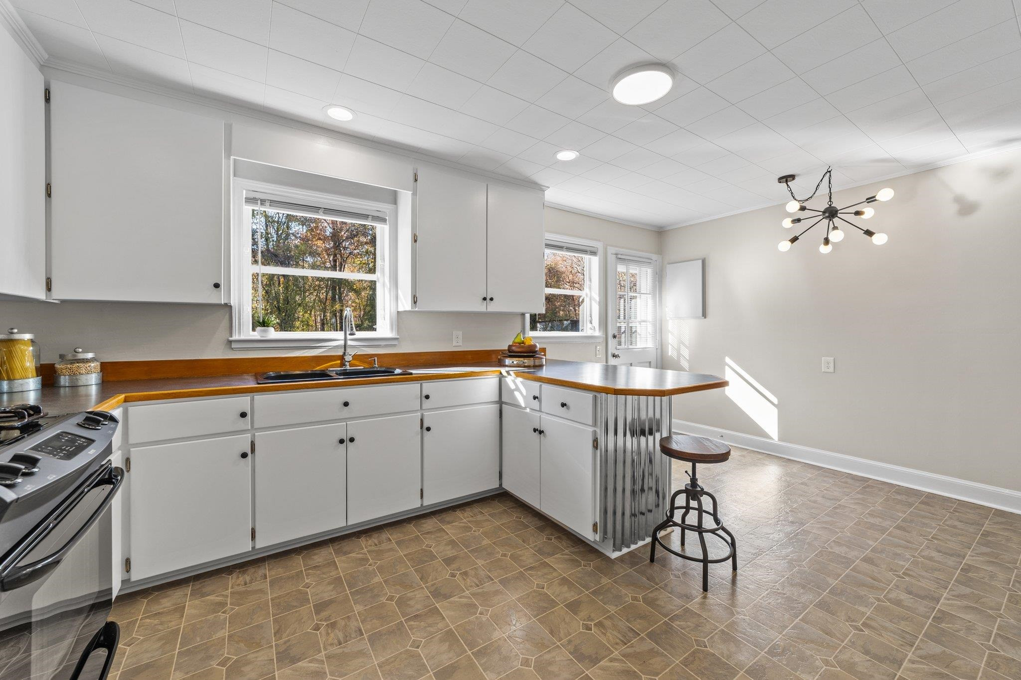 908 Goodwin Road Durham, NC 27712 - Photo 8 of 22 Photo 8