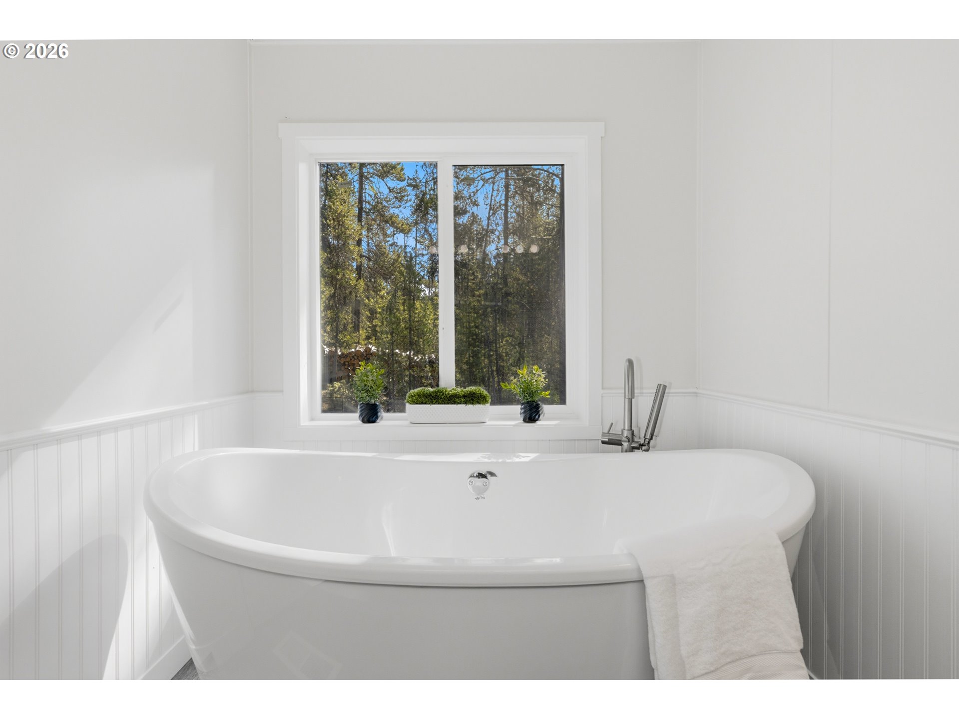 17717 Highway 58 Crescent Lake, OR 97733 - Photo 22 of 45