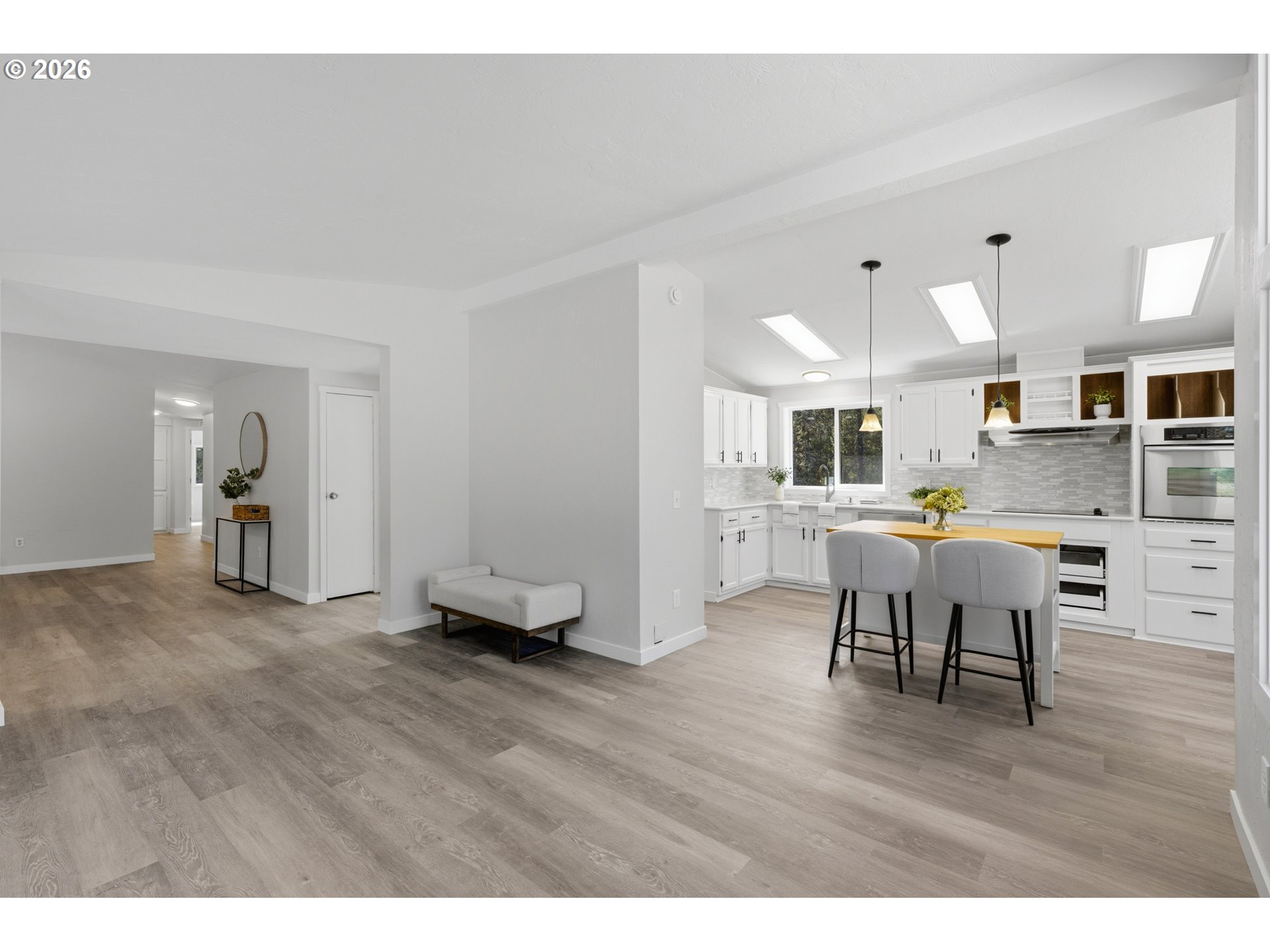 17717 Highway 58 Crescent Lake, OR 97733 - Photo 10 of 45 Kitchen/Family Room