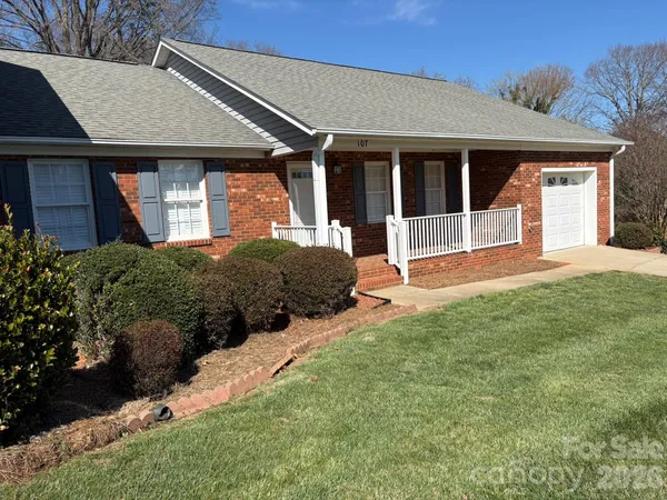 $259,900 | 107 Forrest Glenn Court, King, NC 27021