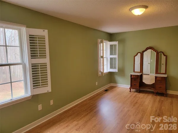 $259,900 | 107 Forrest Glenn Court, King, NC 27021