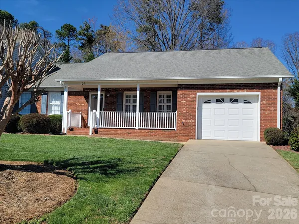 $259,900 | 107 Forrest Glenn Court, King, NC 27021