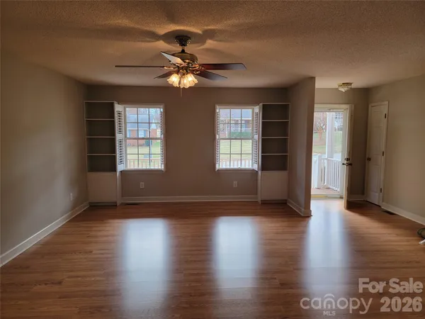 $259,900 | 107 Forrest Glenn Court, King, NC 27021