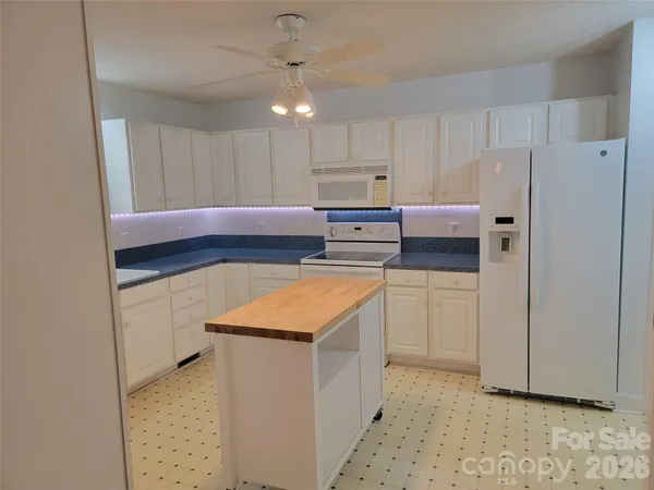 $259,900 | 107 Forrest Glenn Court, King, NC 27021