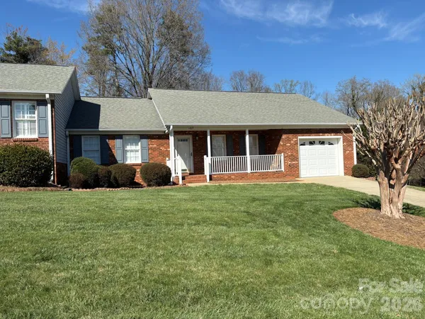$259,900 | 107 Forrest Glenn Court, King, NC 27021