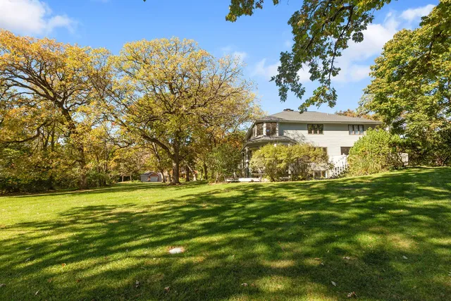 $999,999 | 5452 North Tall Oaks Drive, Long Grove, IL 60047