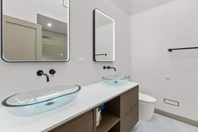 $999,999 | 5452 North Tall Oaks Drive, Long Grove, IL 60047