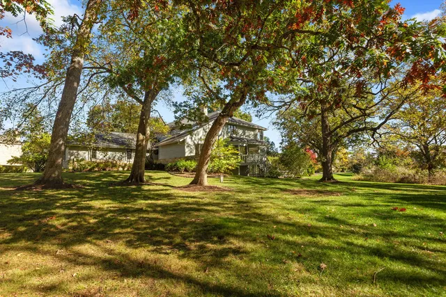 $999,999 | 5452 North Tall Oaks Drive, Long Grove, IL 60047