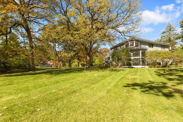 $999,999 | 5452 North Tall Oaks Drive, Long Grove, IL 60047