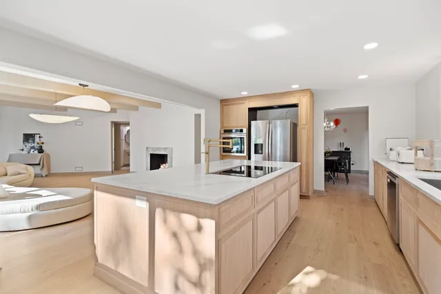 $999,999 | 5452 North Tall Oaks Drive, Long Grove, IL 60047