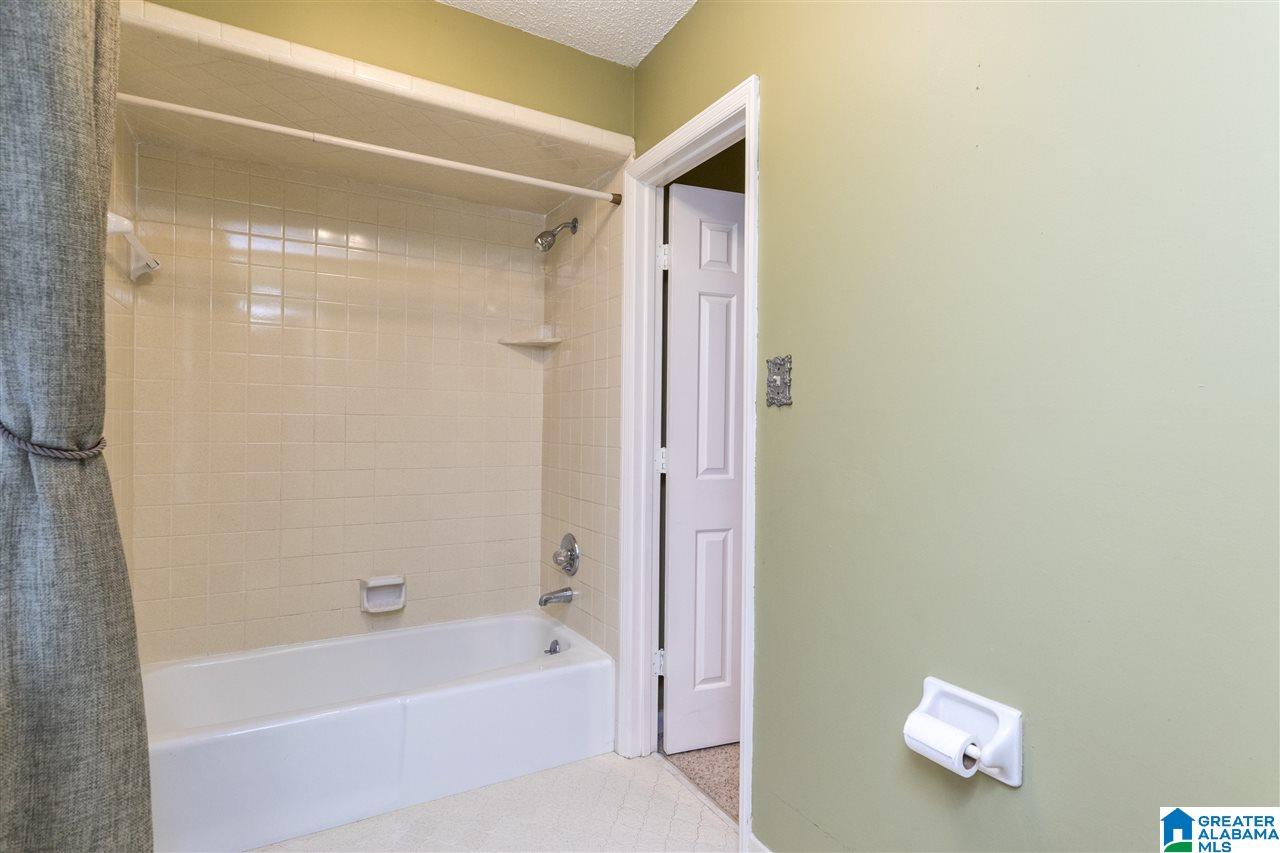 815 Riverchase Parkway West Birmingham, AL 35244 - Photo 43 of 50