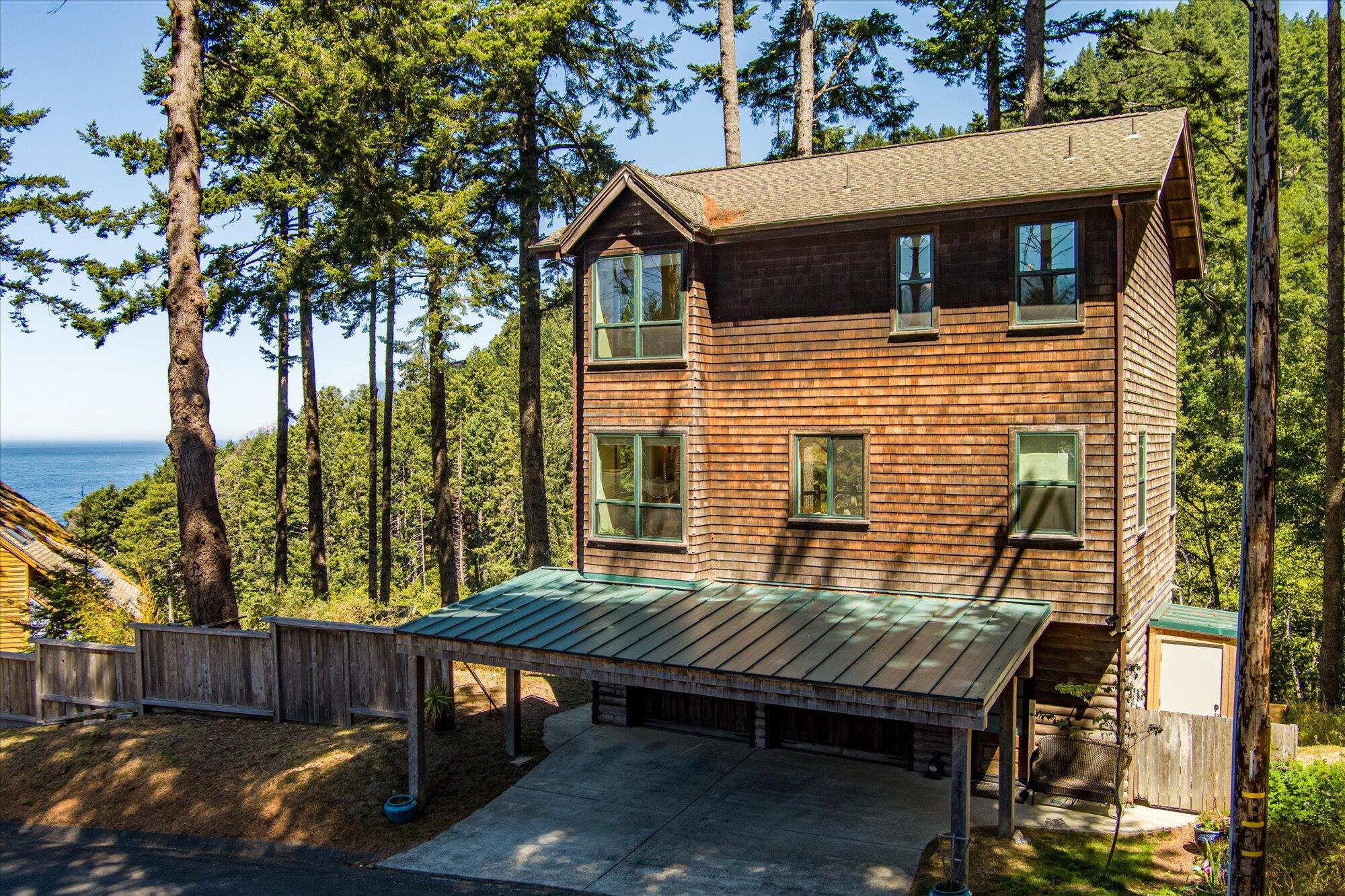 737 Beach Road Whitethorn, CA 95589 - Photo 3 of 67